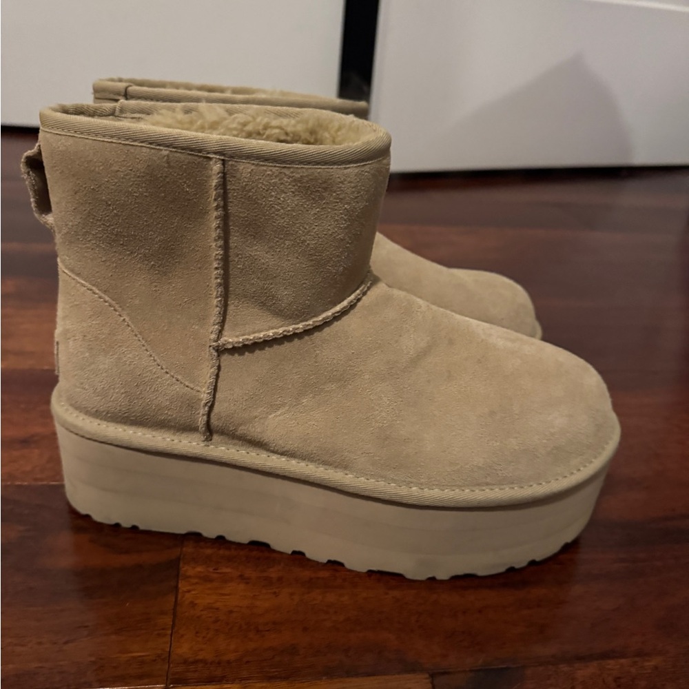 Ugg Classic Mini Platform Boot